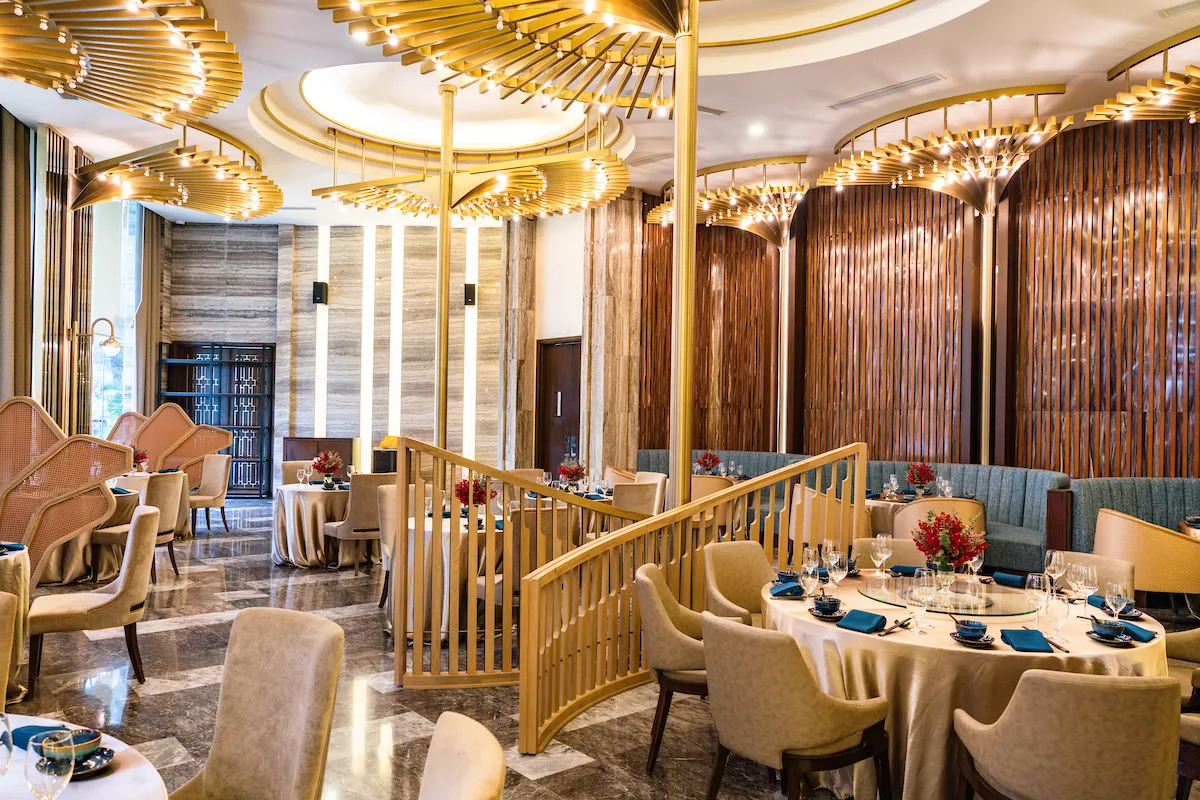 Yi Ling Ling - Sheraton Hai Phong