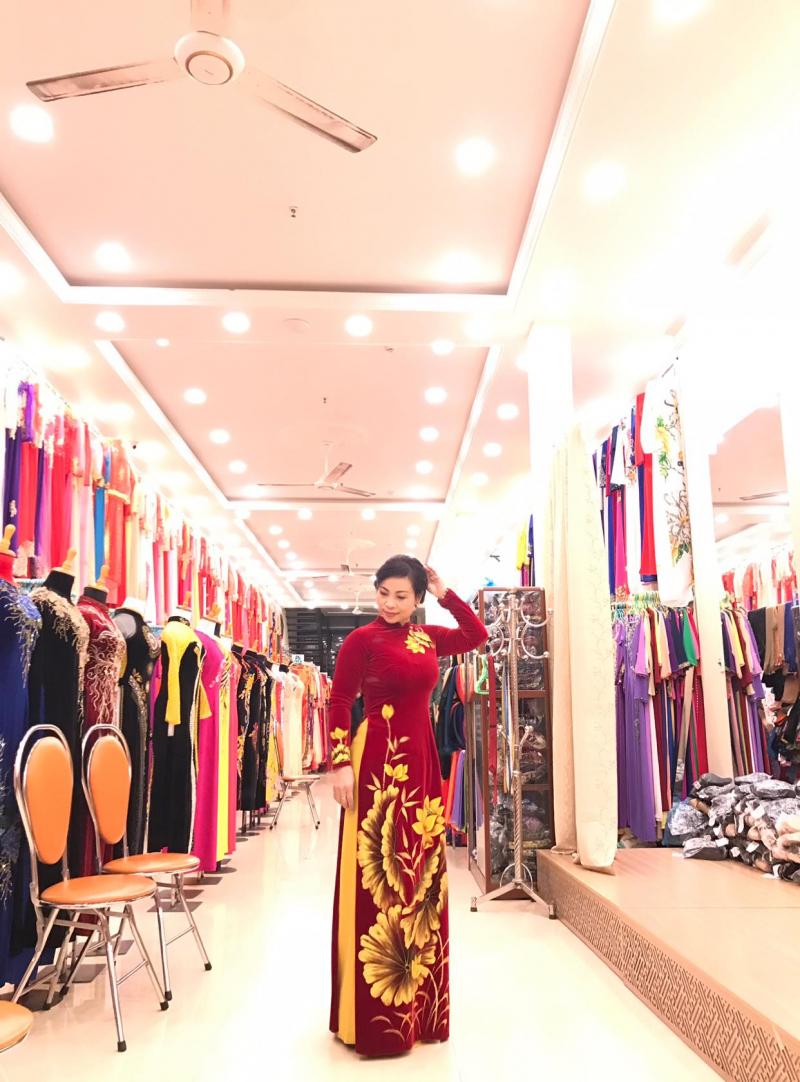 May áo dài Hải Phòng